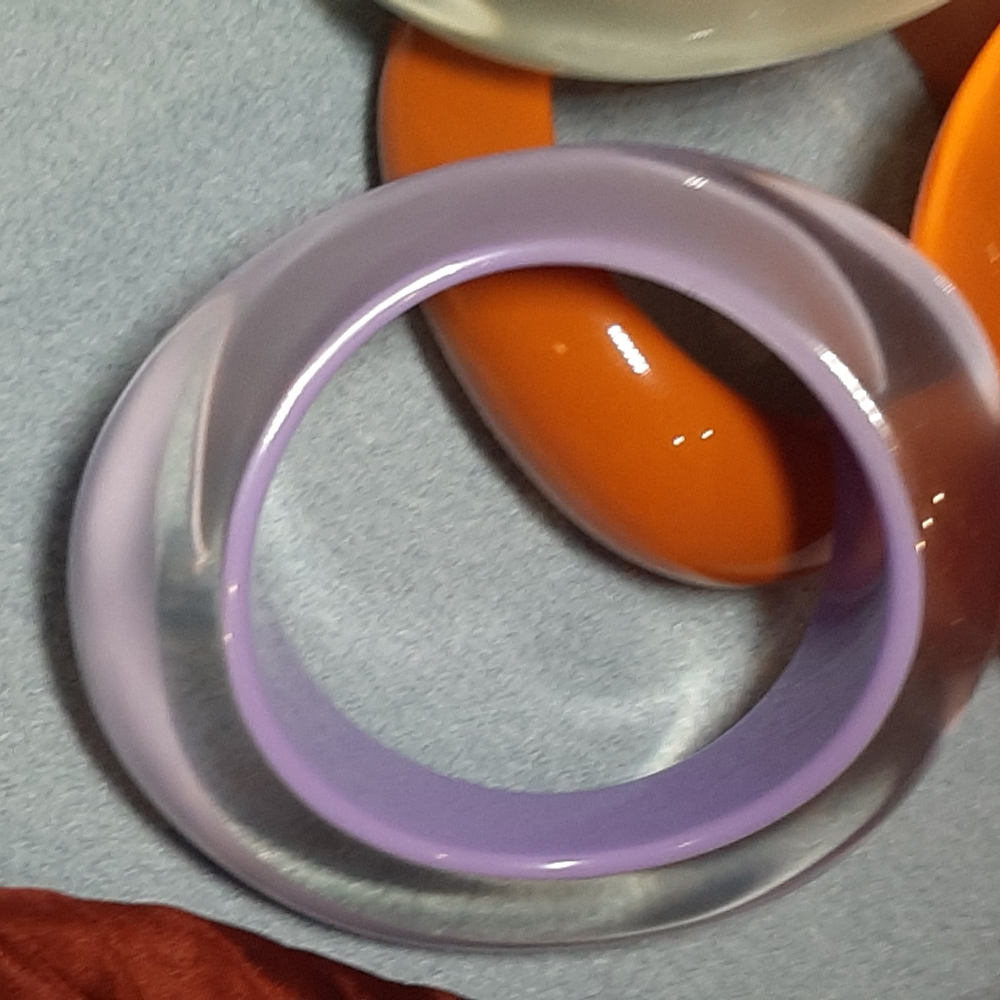 LUCITE | Chunky, Asymmetrical Bangle Bracelets - Picture 13 of 16